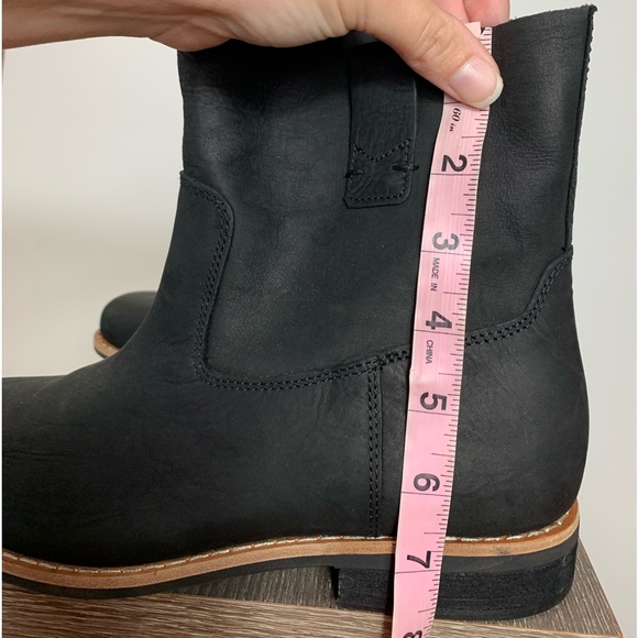 ROOTS Canada Women’s THE SHORTY BOOT Size 10 Black Nubuck Leather Minimalist - Picture 12 of 16